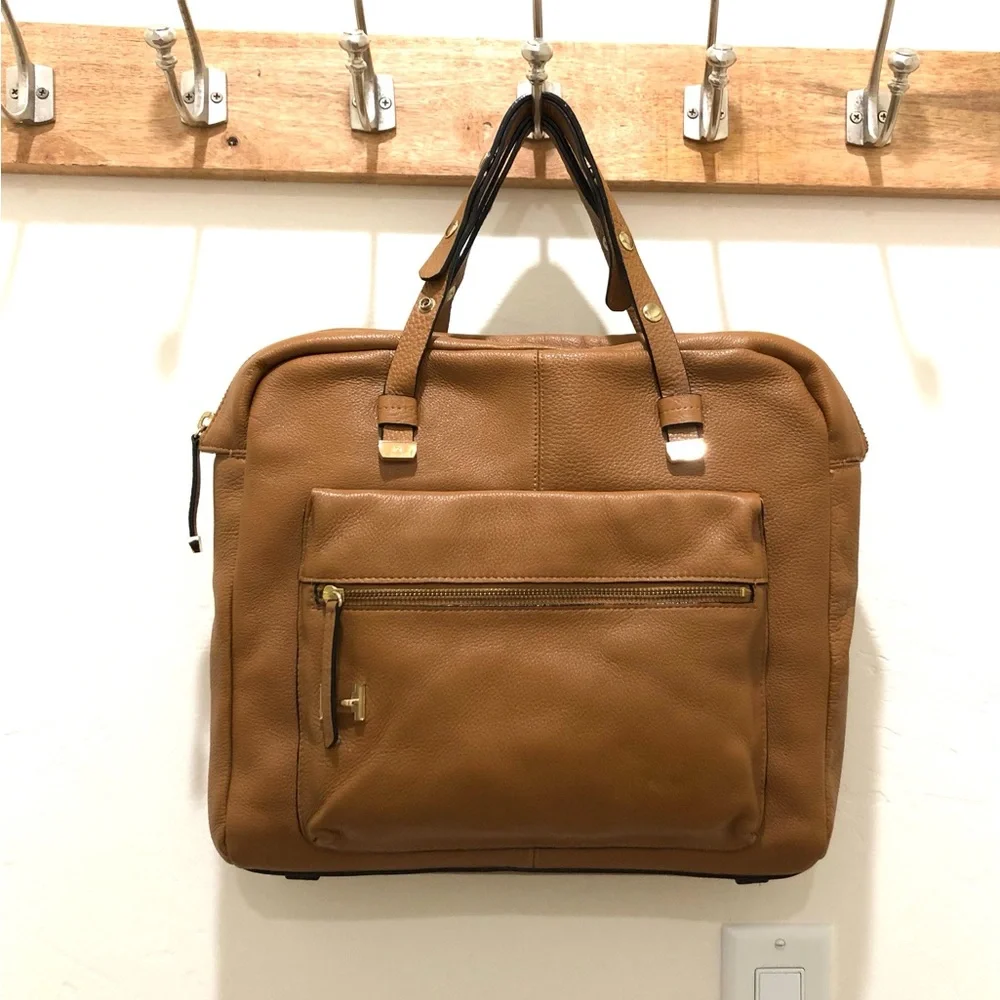 NWT Halston Heritage Pebble Leather Laptop Satchel. Never Used. Fits Up to 15” - Picture 2 of 12
